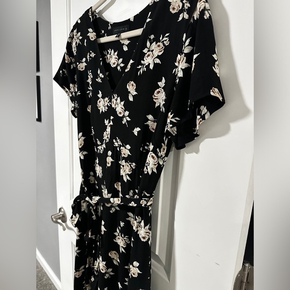 Sanctuary Floral Print Maxi Dress - Picture 12 of 16